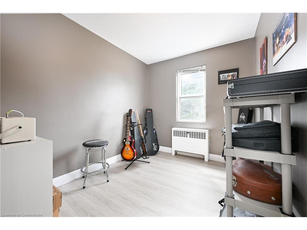 









2418


New

Street, 11,
Burlington,




ON
L7R 1J6

