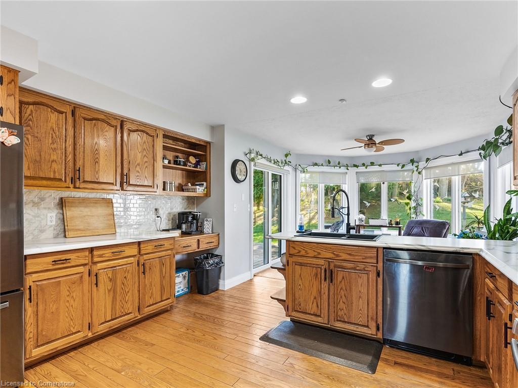 









1306


St Johns

Road West,
Simcoe,




ON
N3Y 4K1

