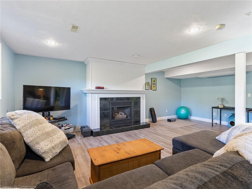 









1306


St Johns

Road West,
Simcoe,




ON
N3Y 4K1

