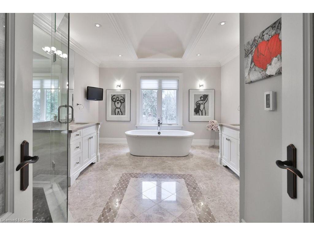 









92


Pinetree

Way,
Mississauga,




ON
L5G 2R1


