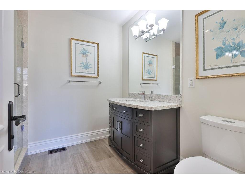 









92


Pinetree

Way,
Mississauga,




ON
L5G 2R1


