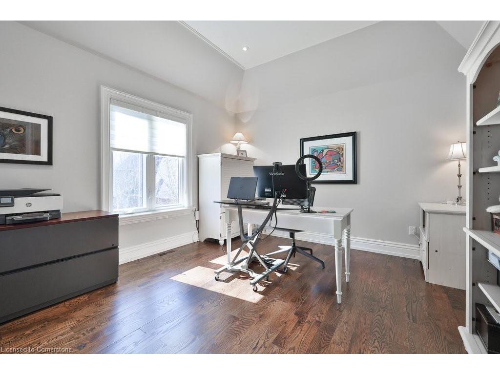 









92


Pinetree

Way,
Mississauga,




ON
L5G 2R1


