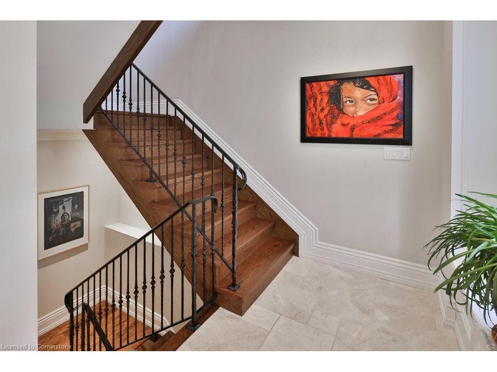 









92


Pinetree

Way,
Mississauga,




ON
L5G 2R1

