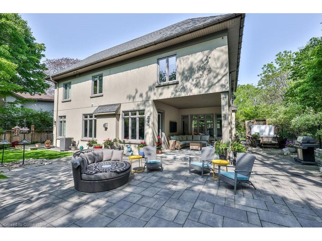 









92


Pinetree

Way,
Mississauga,




ON
L5G 2R1

