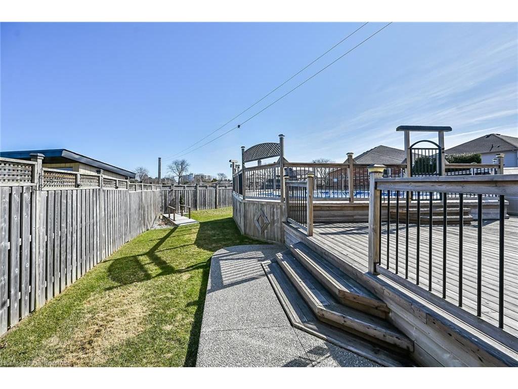 









86


Jeremiah

Court,
Hamilton,




ON
L8V 0A3

