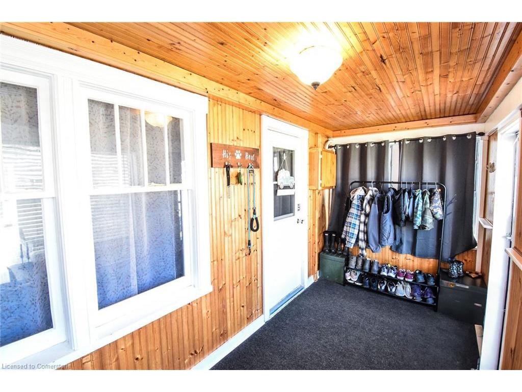 









413


Helena

Street,
Dunnville,




ON
N1A 2T1

