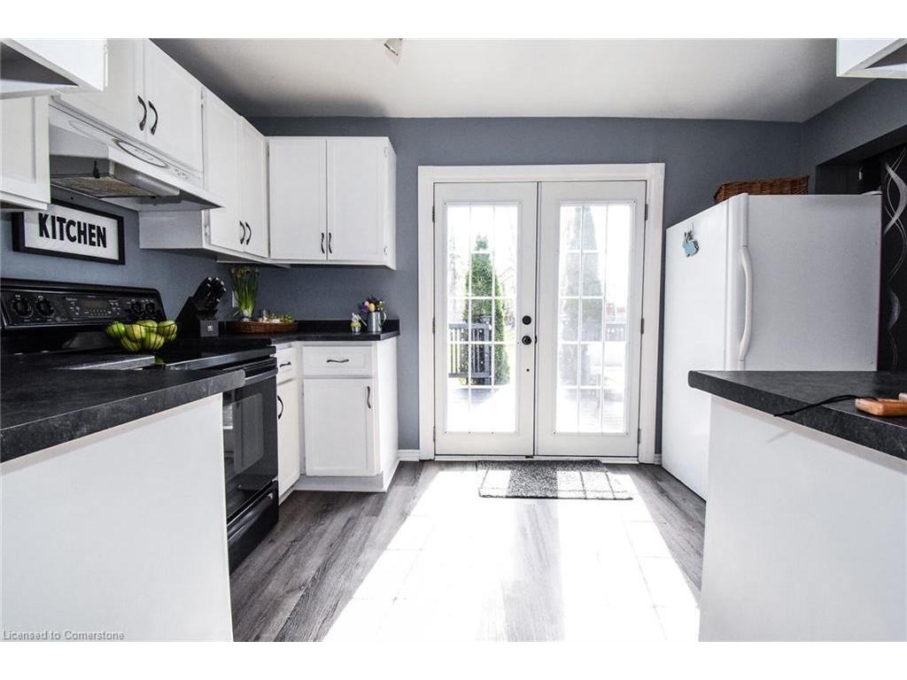 









413


Helena

Street,
Dunnville,




ON
N1A 2T1

