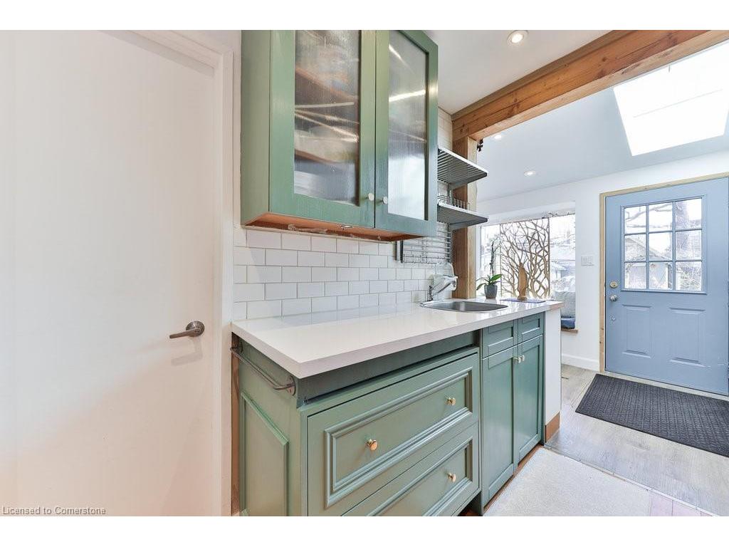 









39


Twenty Fourth

Street,
Toronto,




ON
M8V 3N3

