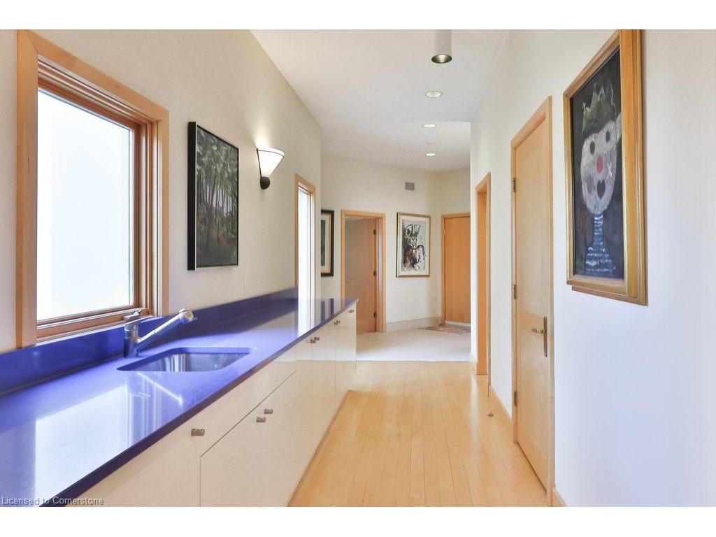 









937


Whittier

Crescent,
Mississauga,




ON
L5H 2X4

