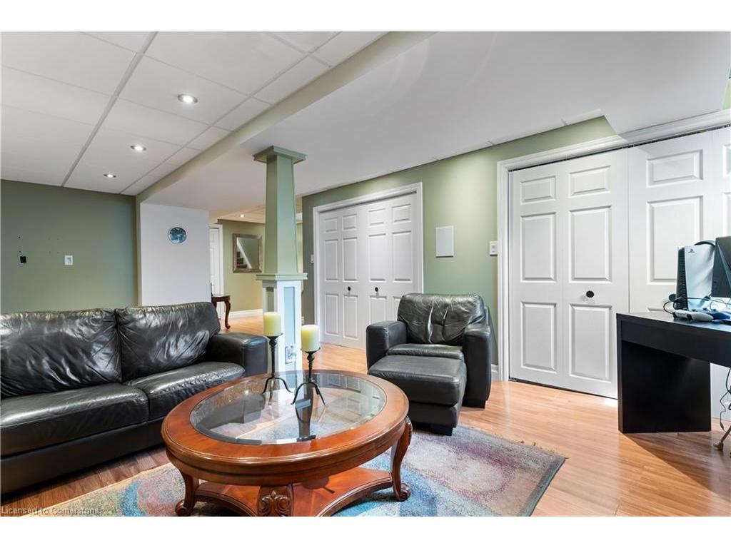 









13


Walker

Court,
Grimsby,




ON
L3M 5J5

