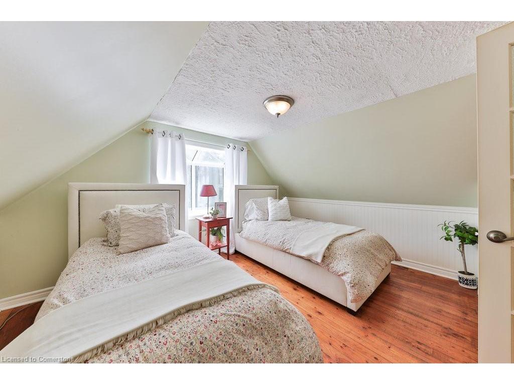 









3098


Given

Road,
Mississauga,




ON
L5A 2N3

