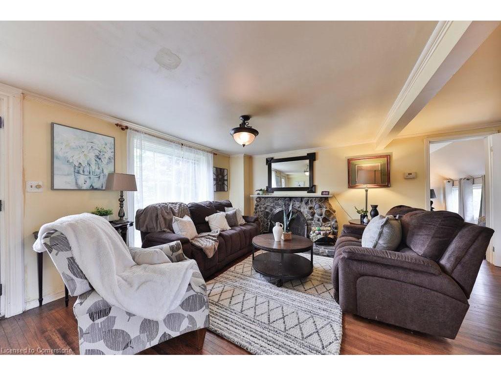 









3098


Given

Road,
Mississauga,




ON
L5A 2N3

