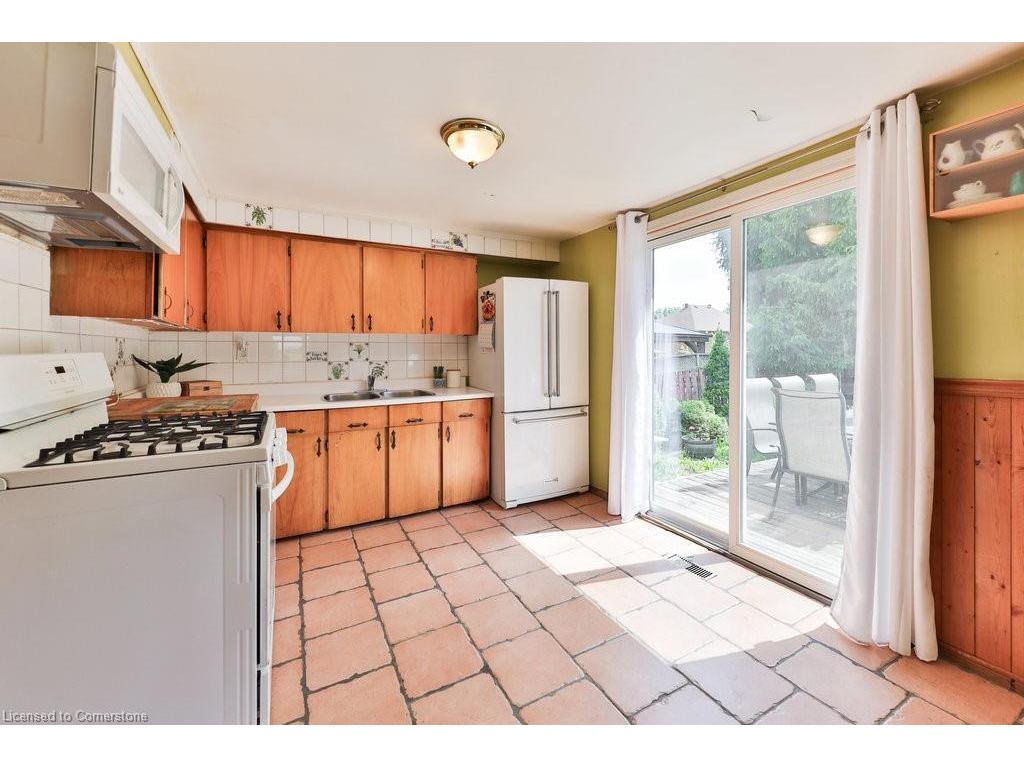 









3098


Given

Road,
Mississauga,




ON
L5A 2N3

