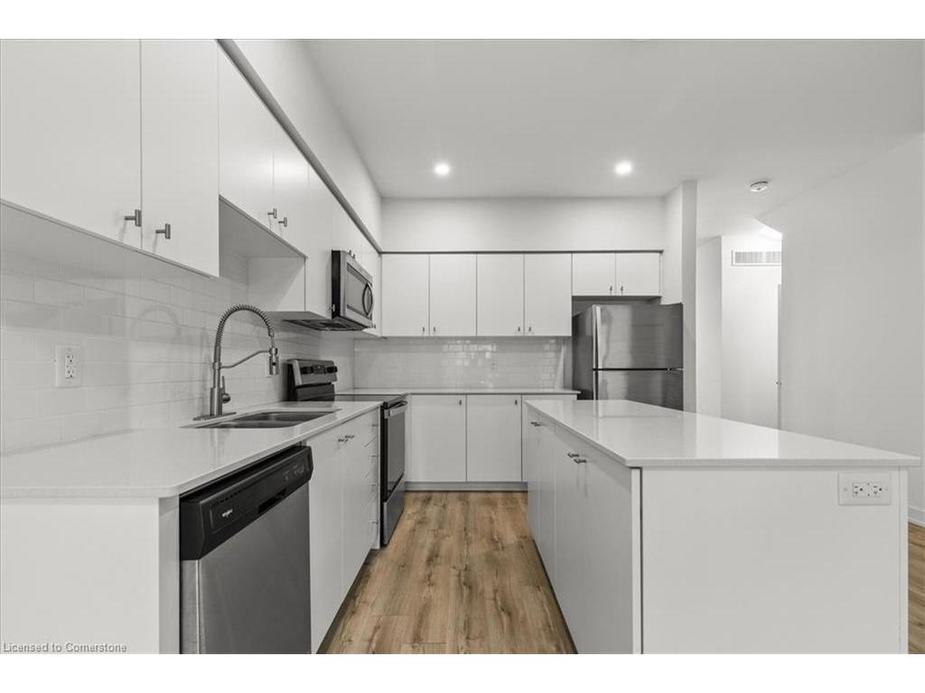 









110


Fergus

Avenue, 3,
Kitchener,




ON
N2A 0K9

