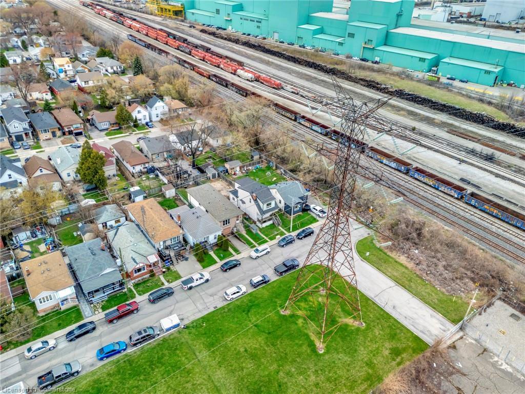 









401


Strathearne

Avenue,
Hamilton,




ON
L8H 5L2

