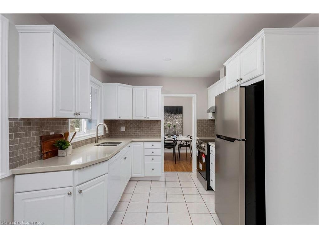 









1181


Newton

Road,
Oakville,




ON
L6H 2A1

