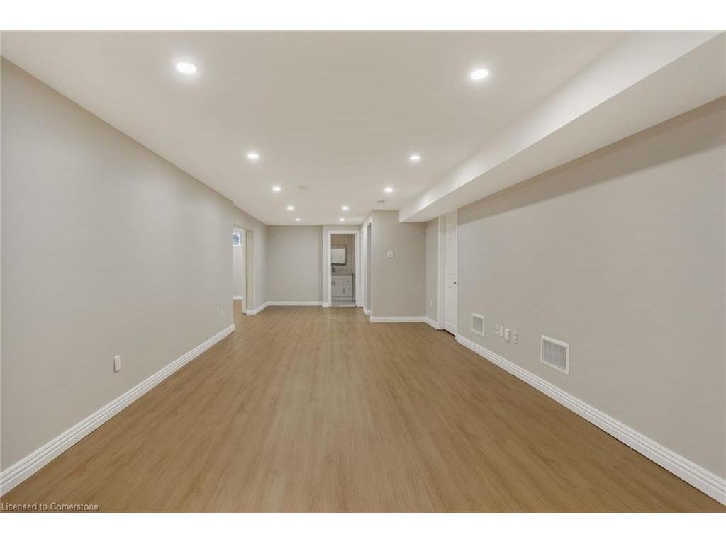 









1181


Newton

Road,
Oakville,




ON
L6H 2A1

