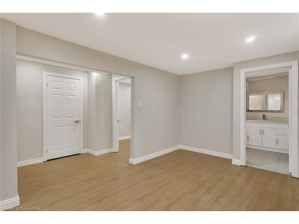 









1181


Newton

Road,
Oakville,




ON
L6H 2A1

