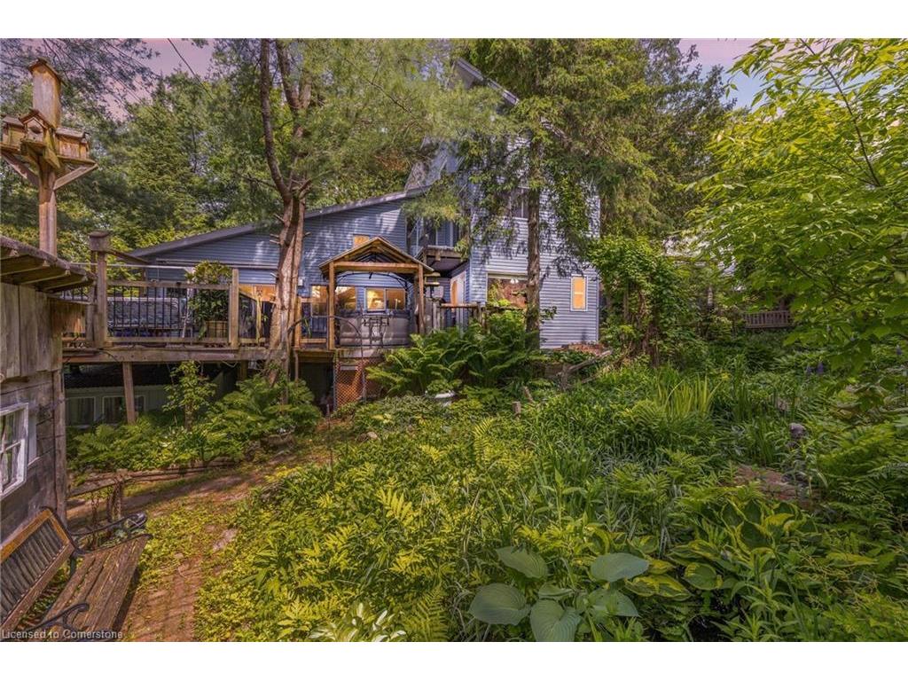 









501


North Bay Lake

Road,
Emsdale,




ON
P0A 1J0

