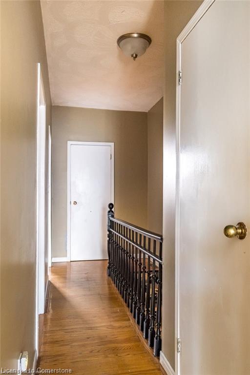 









136


Dundurn

Street North,
Hamilton,




ON
L8R 3E8

