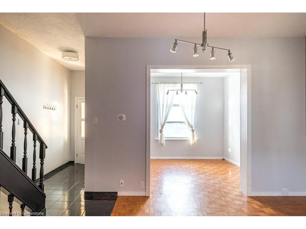 









136


Dundurn

Street North,
Hamilton,




ON
L8R 3E8

