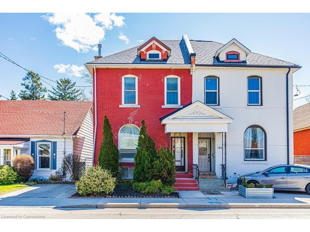 









136


Dundurn

Street North,
Hamilton,




ON
L8R 3E8

