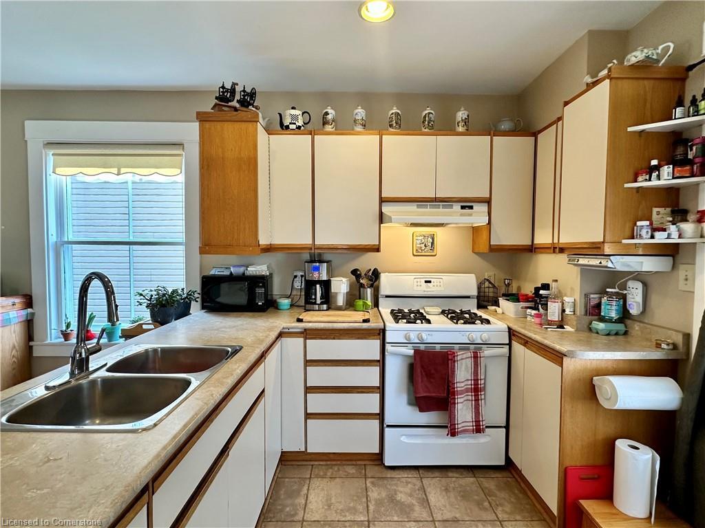 









110


Park

Avenue West,
Dunnville,




ON
N1A 1M6

