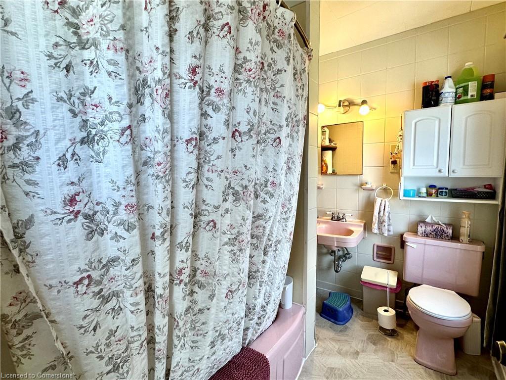 









110


Park

Avenue West,
Dunnville,




ON
N1A 1M6

