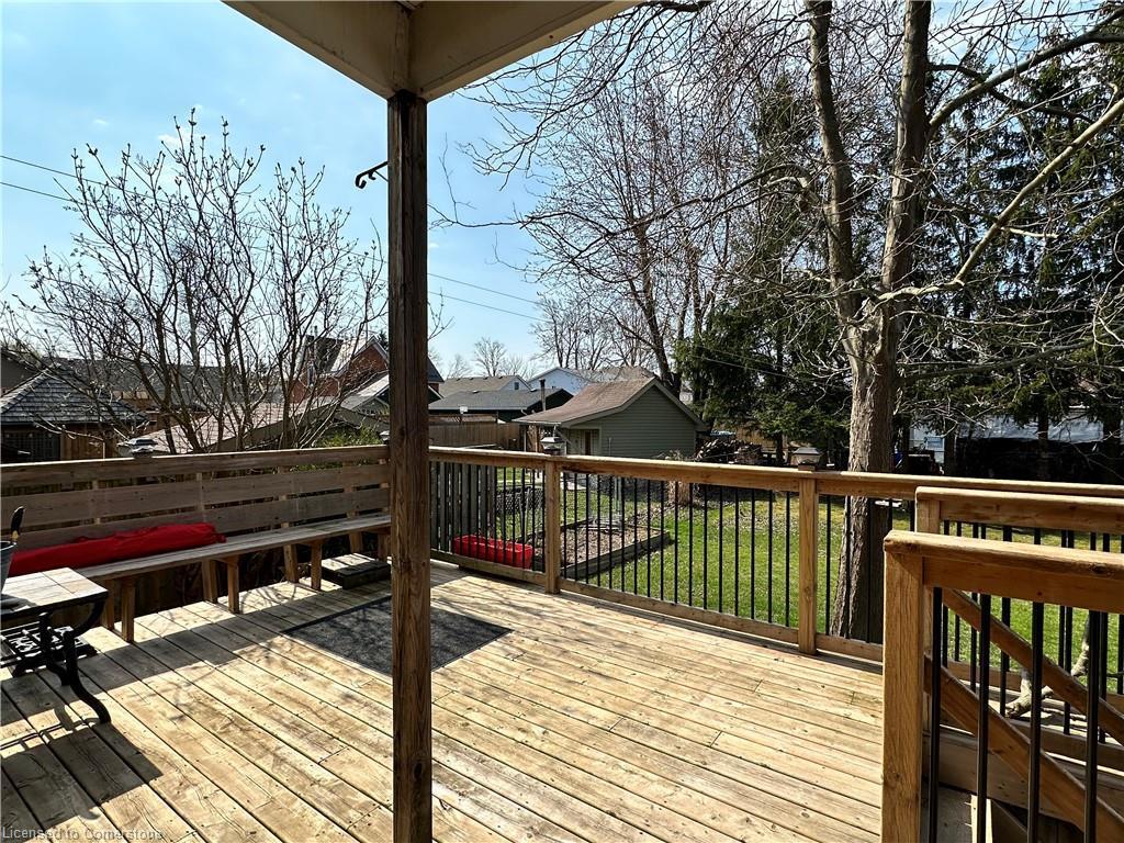 









110


Park

Avenue West,
Dunnville,




ON
N1A 1M6

