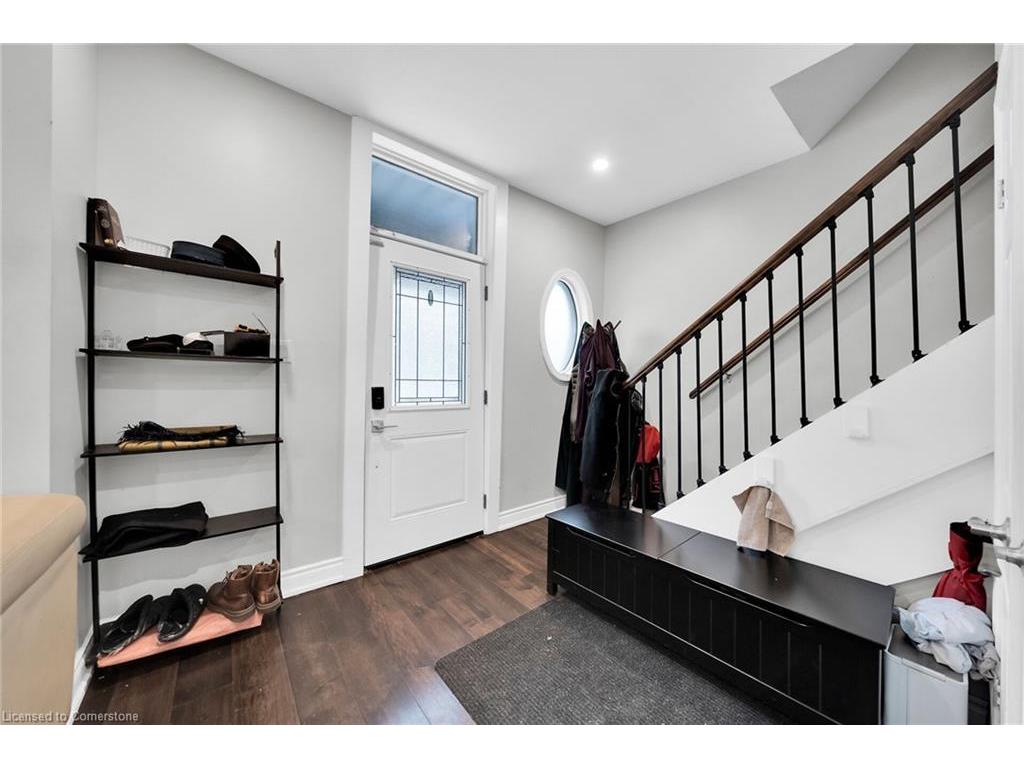 









199


Bay

Street North,
Hamilton,




ON
L8R 2R1

