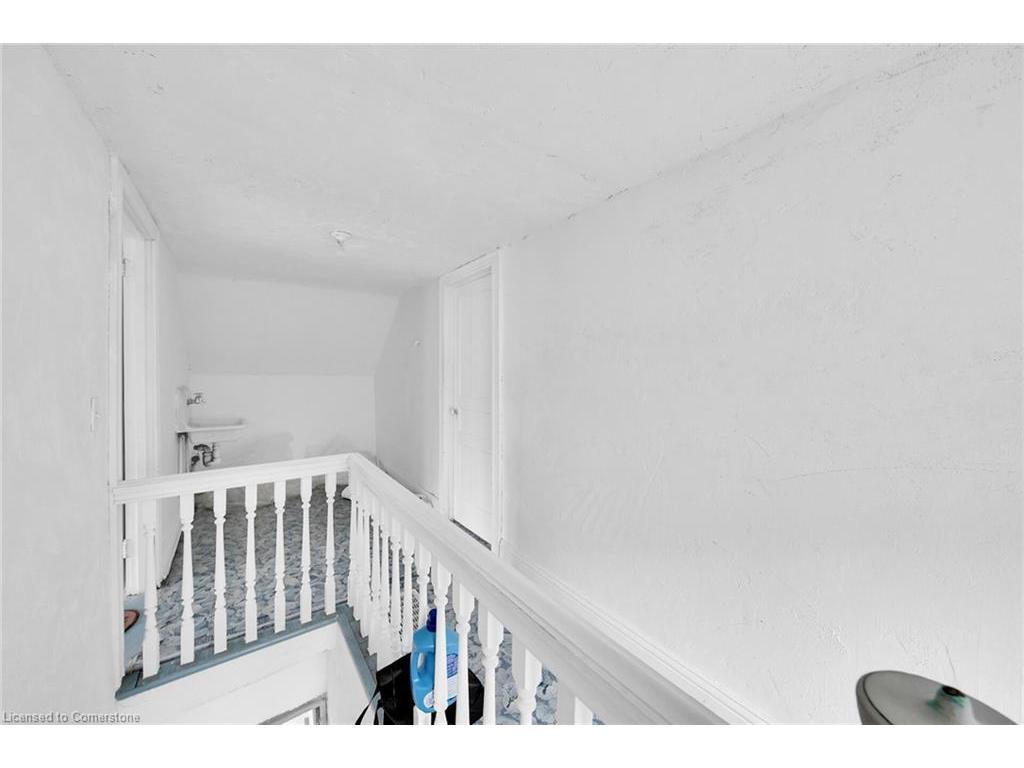









199


Bay

Street North,
Hamilton,




ON
L8R 2R1

