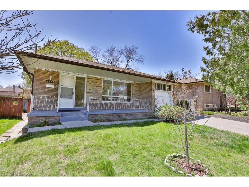 









1608


Robillard

Road,
Mississauga,




ON
L5J 3K7

