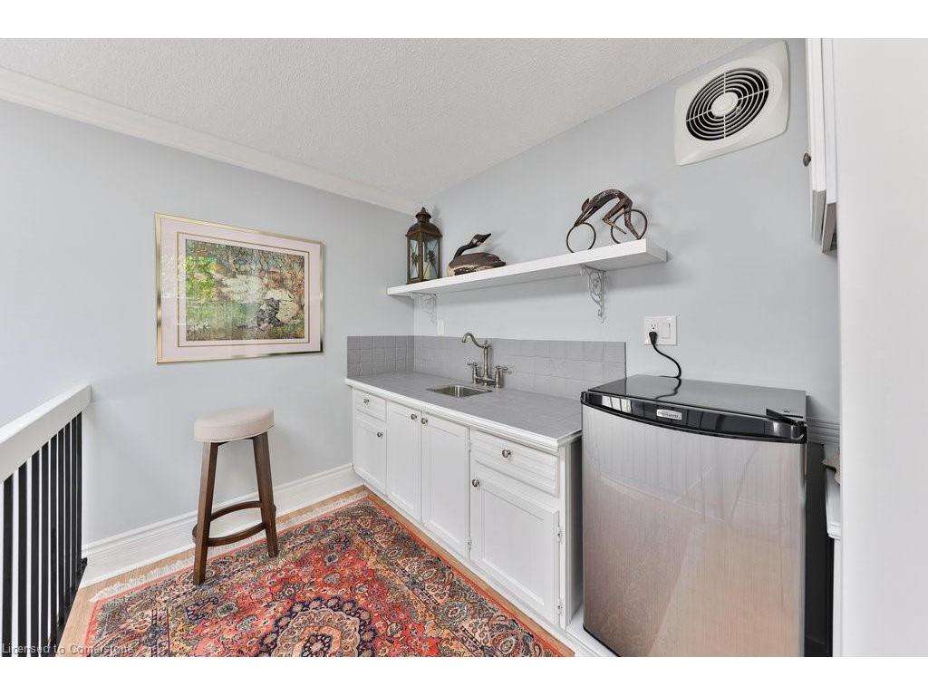 









1250


Marlborough

Court, 27,
Oakville,




ON
L6H 2W7

