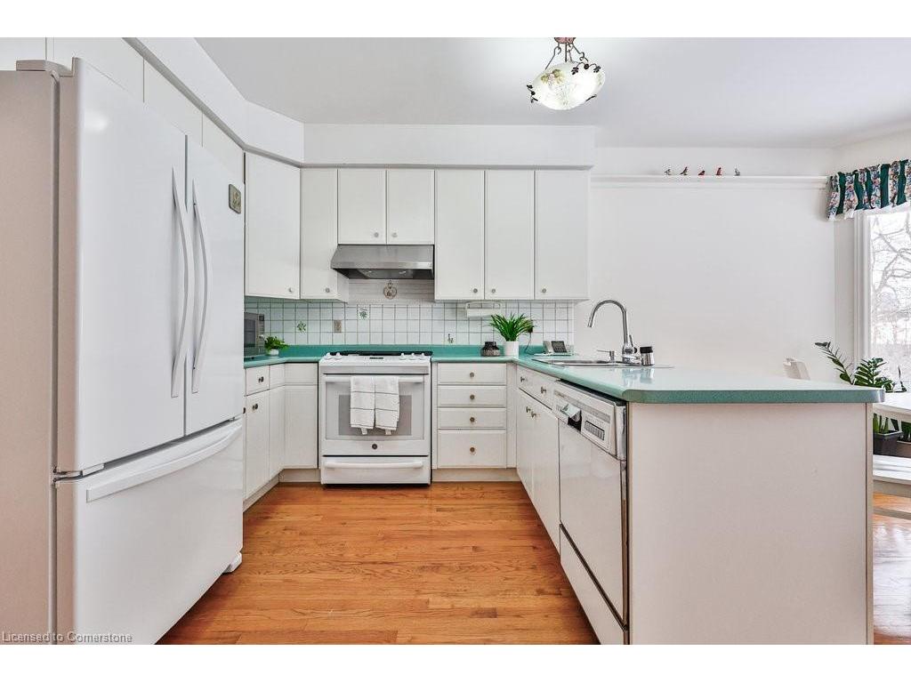 









3952


Rolling Valley

Drive,
Mississauga,




ON
L5L 5V9

