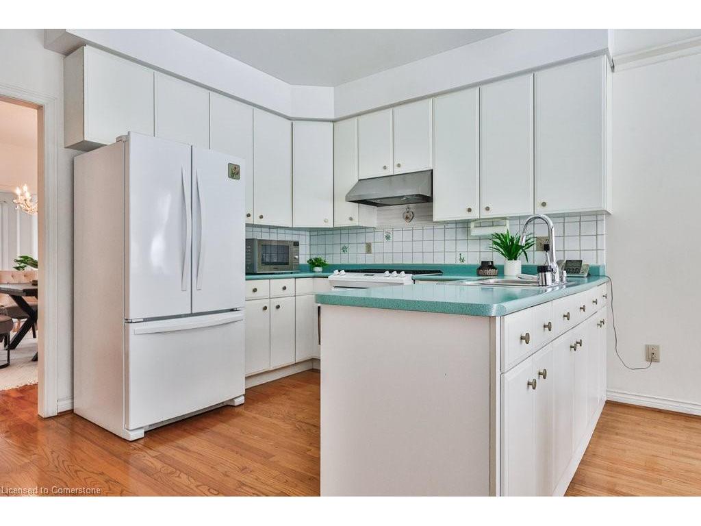 









3952


Rolling Valley

Drive,
Mississauga,




ON
L5L 5V9

