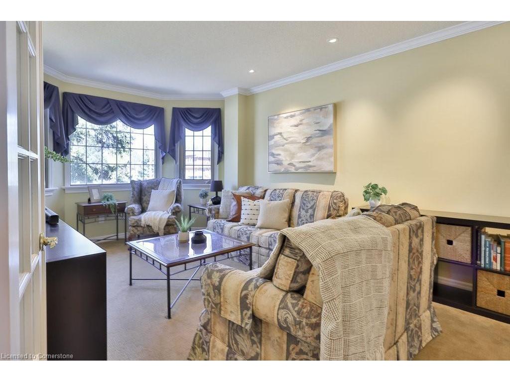 









391


March

Crescent,
Oakville,




ON
L6H 5X7

