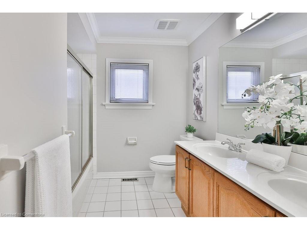 









391


March

Crescent,
Oakville,




ON
L6H 5X7

