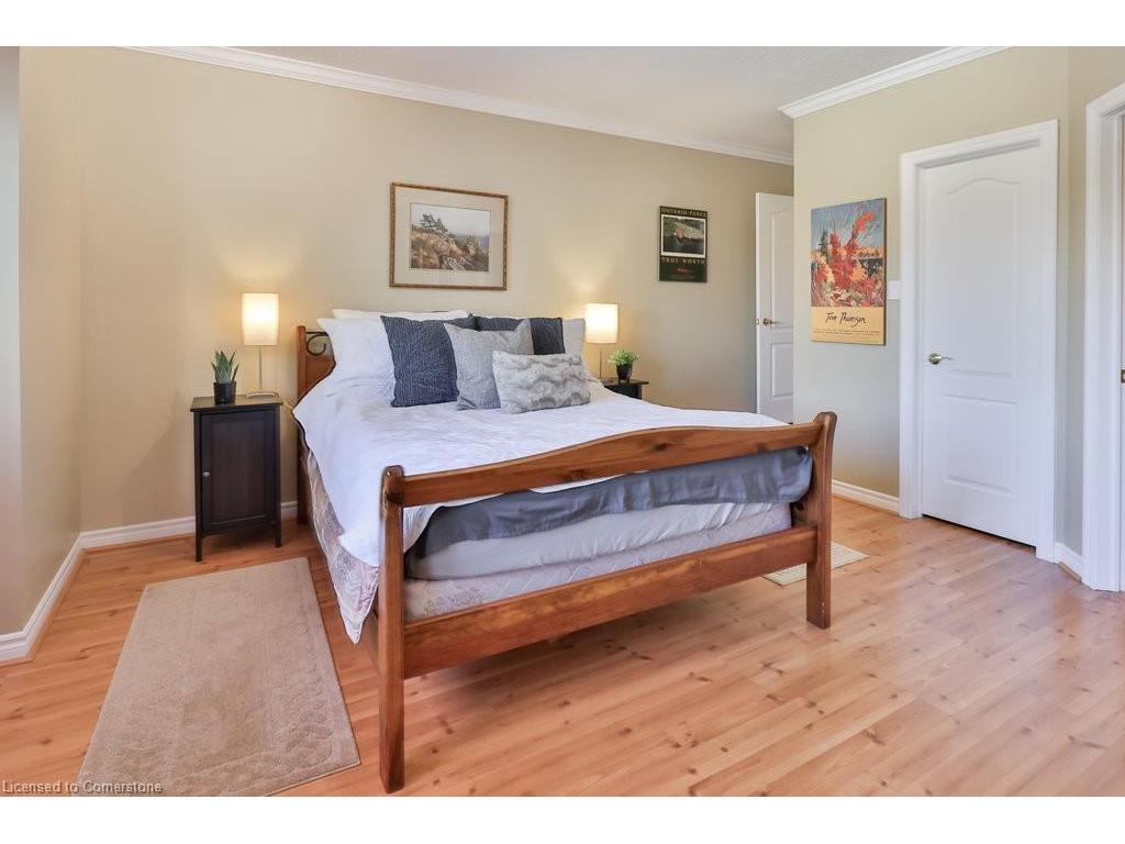 









391


March

Crescent,
Oakville,




ON
L6H 5X7


