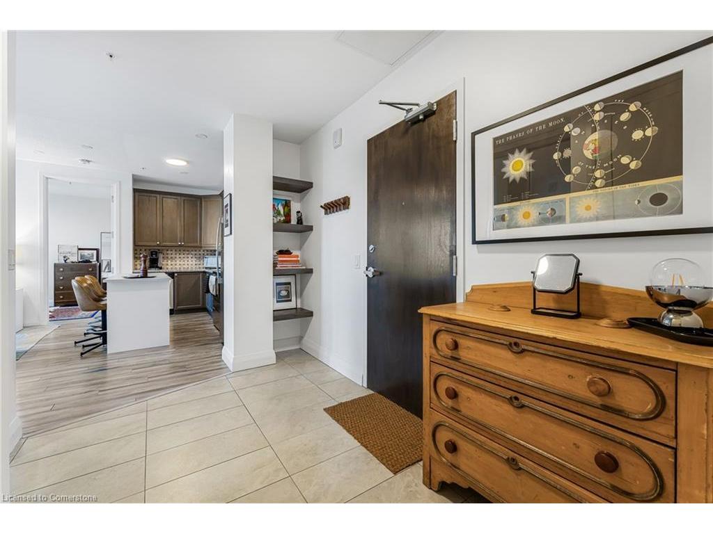 









118


King

Street East, 415,
Hamilton,




ON
L8N 0A9

