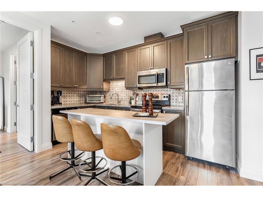 









118


King

Street East, 415,
Hamilton,




ON
L8N 0A9

