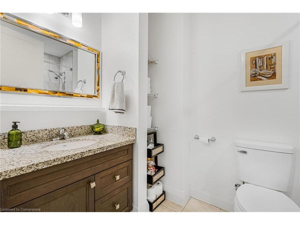 









118


King

Street East, 415,
Hamilton,




ON
L8N 0A9

