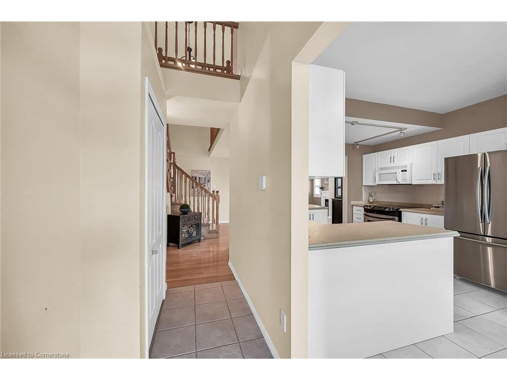 









212


Stonehenge

Drive, 10,
Ancaster,




ON
L9K 1N5

