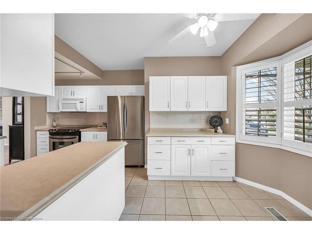 









212


Stonehenge

Drive, 10,
Ancaster,




ON
L9K 1N5

