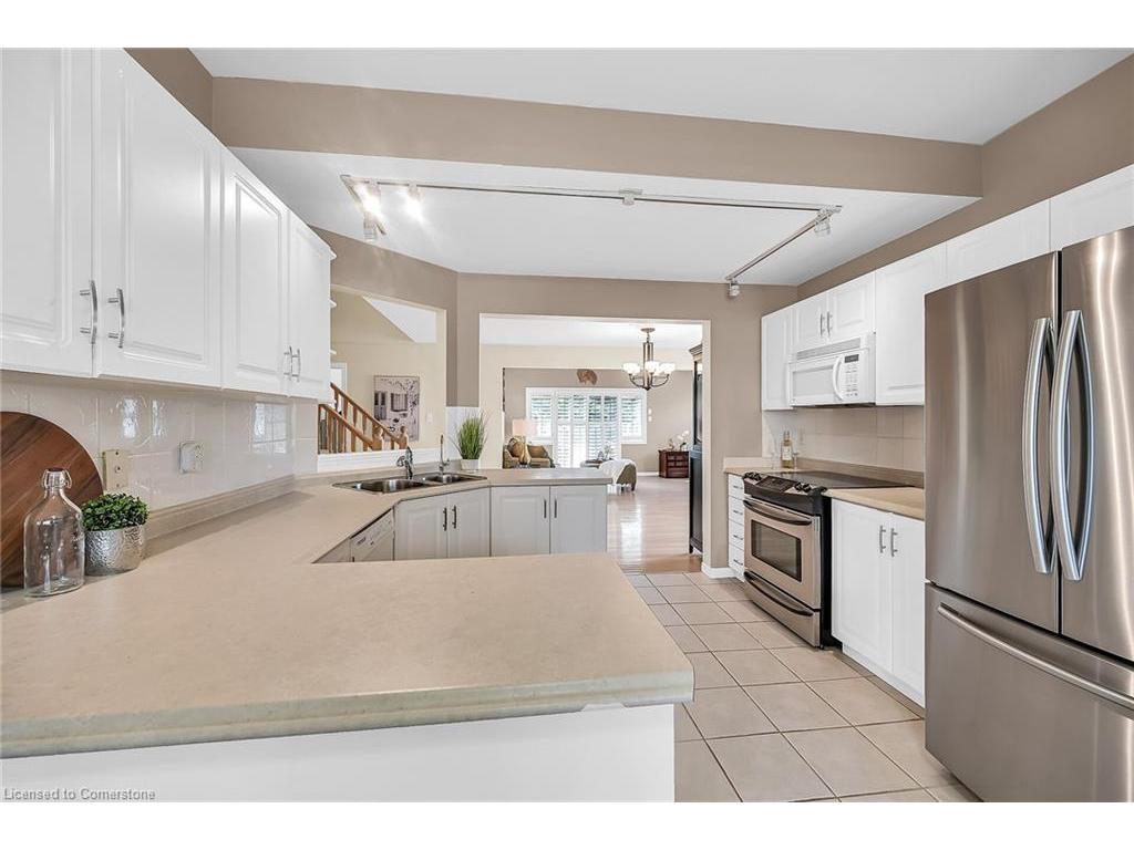 









212


Stonehenge

Drive, 10,
Ancaster,




ON
L9K 1N5

