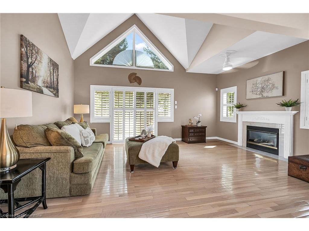 









212


Stonehenge

Drive, 10,
Ancaster,




ON
L9K 1N5

