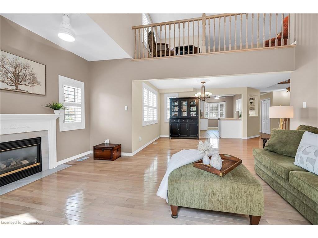 









212


Stonehenge

Drive, 10,
Ancaster,




ON
L9K 1N5

