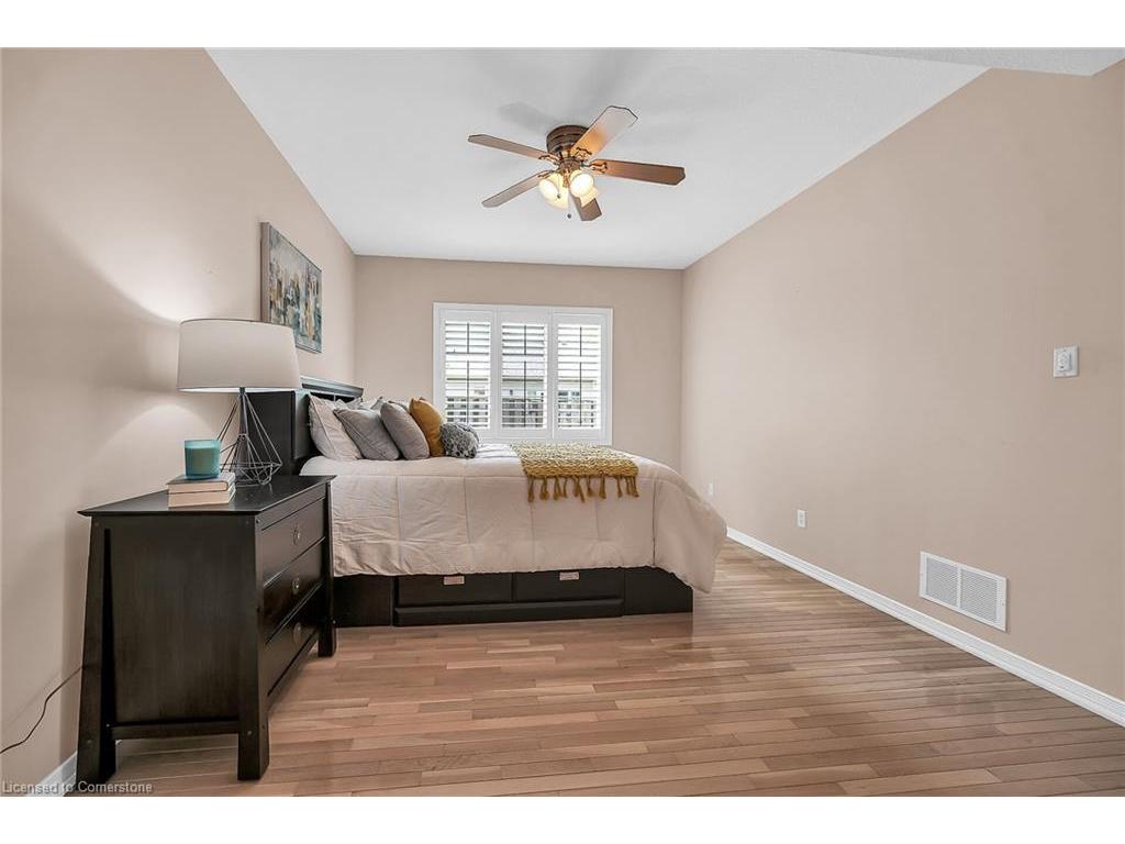









212


Stonehenge

Drive, 10,
Ancaster,




ON
L9K 1N5

