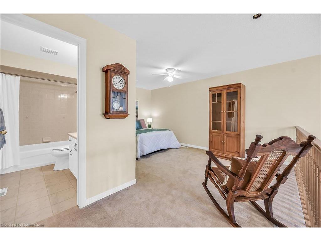 









212


Stonehenge

Drive, 10,
Ancaster,




ON
L9K 1N5

