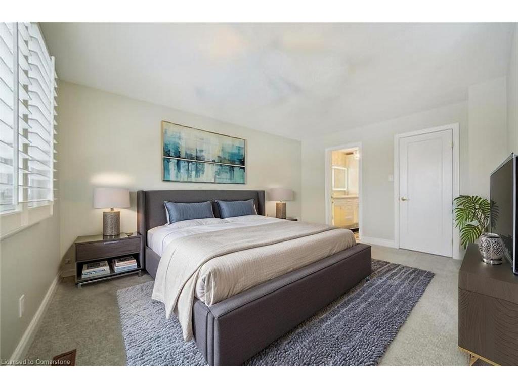 









224


O'donoghue

Avenue,
Oakville,




ON
L6H 3W6

