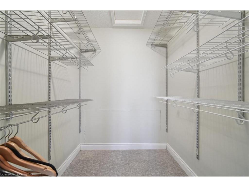 









224


O'donoghue

Avenue,
Oakville,




ON
L6H 3W6

